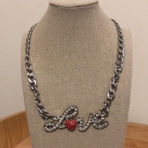 !! NEGOTIABLE!!  IM SELLING MY LOVE!!!